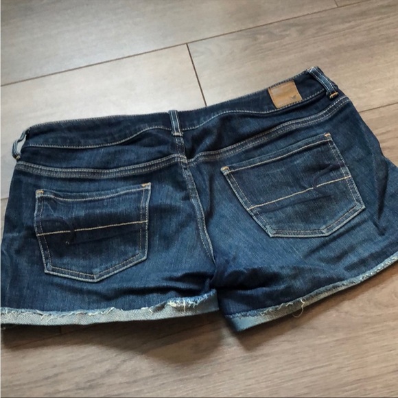 American Eagle Super Stretch Cut Off Jean Shorts - Picture 2 of 3